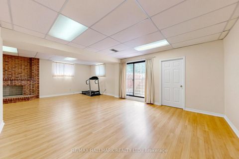 Photo 42 at 38 Elmartin Drive, Steeles, Toronto