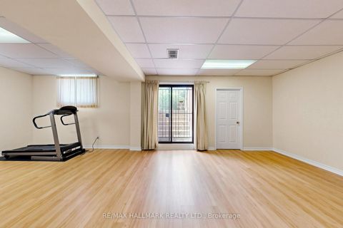 Photo 43 at 38 Elmartin Drive, Steeles, Toronto