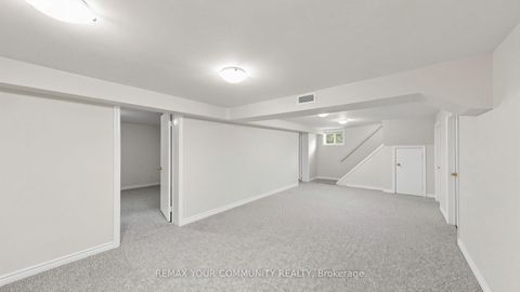 Photo 24 at 10 Winlaw Place, Old Markham Village, Markham