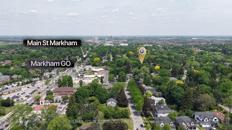 Photo 41 at 10 Winlaw Place, Old Markham Village, Markham