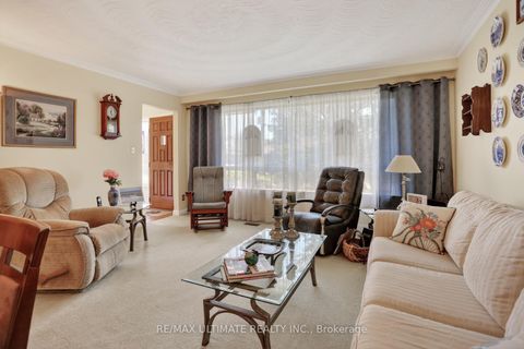 Photo 4 at 122 Nelson Street, Woburn, Toronto