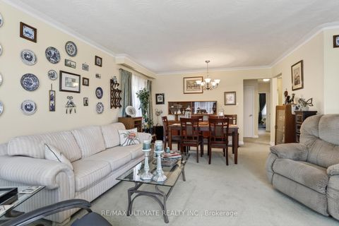 Photo 5 at 122 Nelson Street, Woburn, Toronto