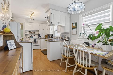 Photo 12 at 122 Nelson Street, Woburn, Toronto