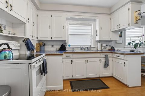 Photo 14 at 122 Nelson Street, Woburn, Toronto