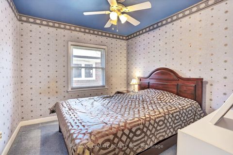 Photo 17 at 122 Nelson Street, Woburn, Toronto