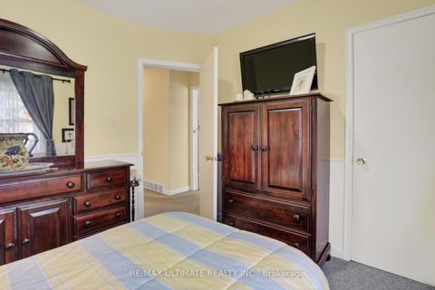 Photo 18 at 122 Nelson Street, Woburn, Toronto