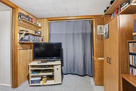 Photo 35 at 122 Nelson Street, Woburn, Toronto