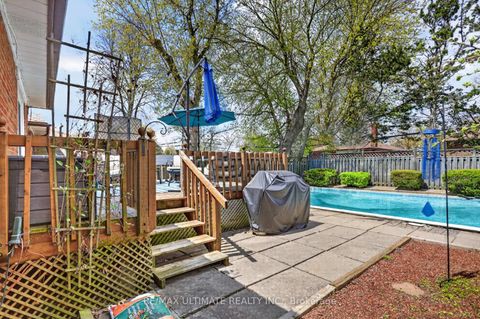 Photo 40 at 122 Nelson Street, Woburn, Toronto