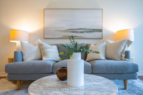 Photo 1 at 814 - 1 Rean Drive, Bayview Village, Toronto
