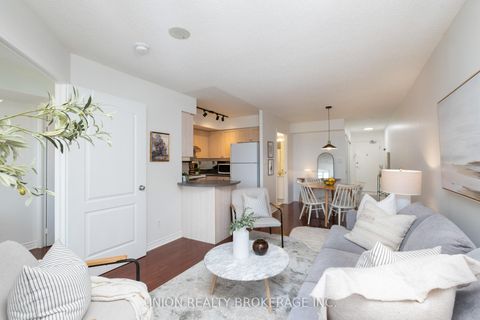 Photo 3 at 814 - 1 Rean Drive, Bayview Village, Toronto