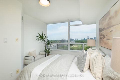 Photo 10 at 814 - 1 Rean Drive, Bayview Village, Toronto