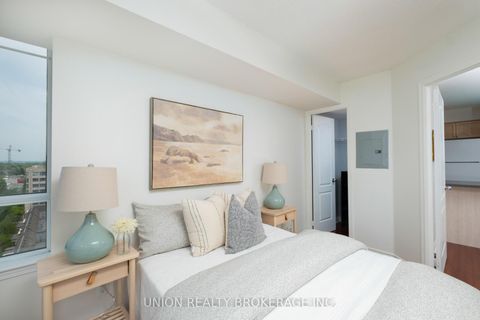 Photo 11 at 814 - 1 Rean Drive, Bayview Village, Toronto