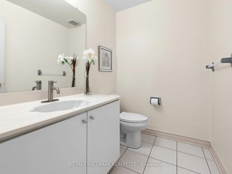 Photo 16 at 69 King's Cross Avenue, Bayview Hill, Richmond Hill