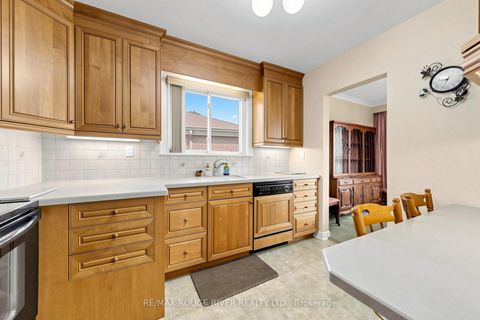 Photo 6 at 46 Melchior Drive, West Hill, Toronto