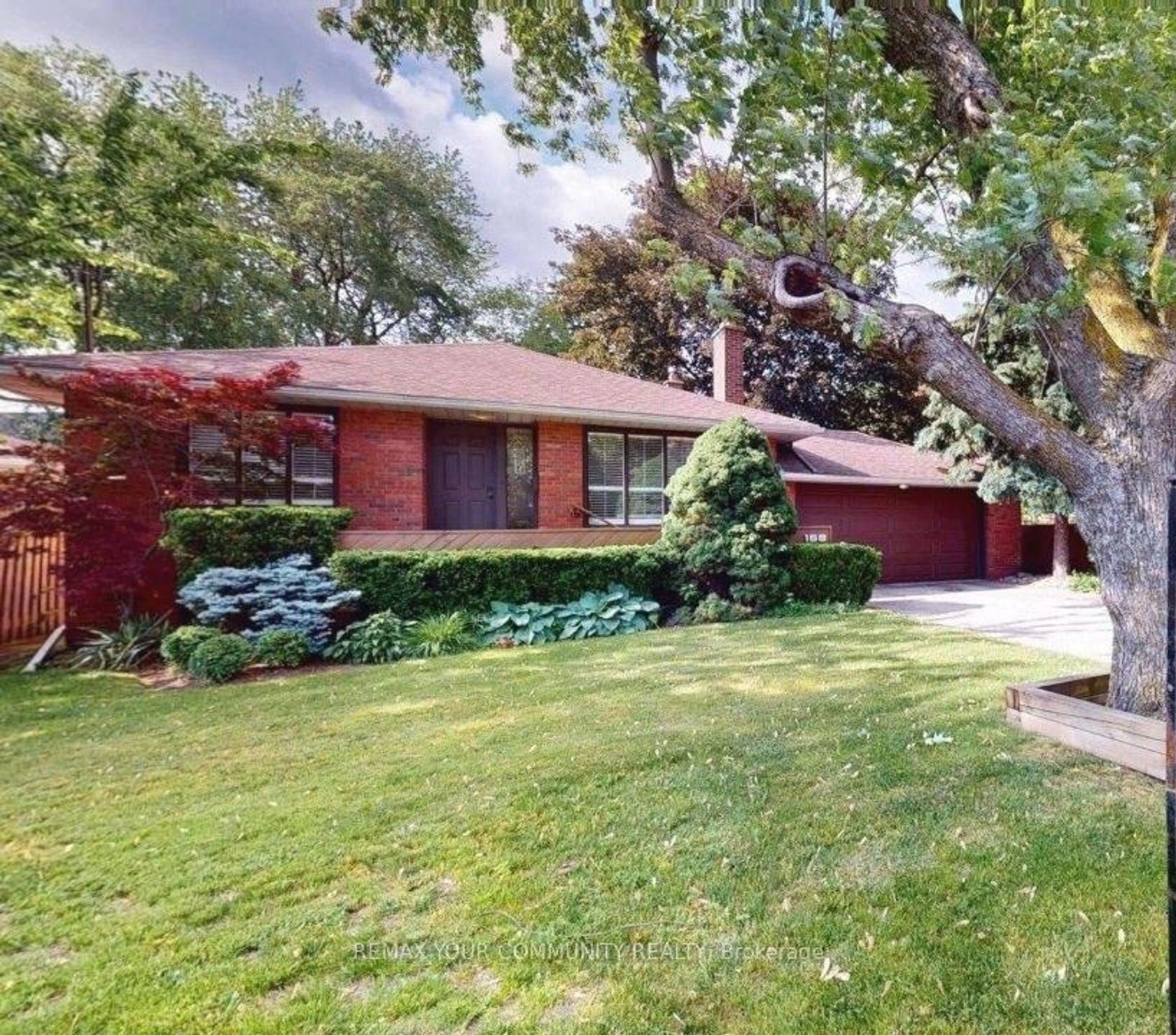 168 York Mills Road E, Windfields, Toronto photo number 2