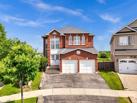 Photo 1 at 40 Ann Louise Crescent, Cedarwood, Markham