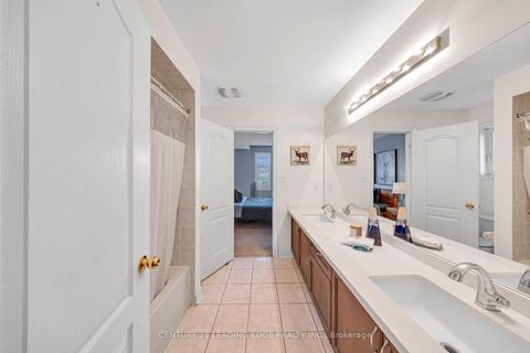 Photo 24 at 40 Ann Louise Crescent, Cedarwood, Markham