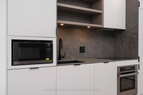 Photo 8 at 3908 - 55 Charles Street E, Yonge Corridor, Toronto