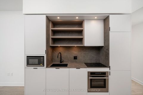 Photo 10 at 3908 - 55 Charles Street E, Yonge Corridor, Toronto