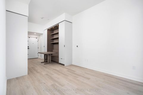 Photo 16 at 3908 - 55 Charles Street E, Yonge Corridor, Toronto
