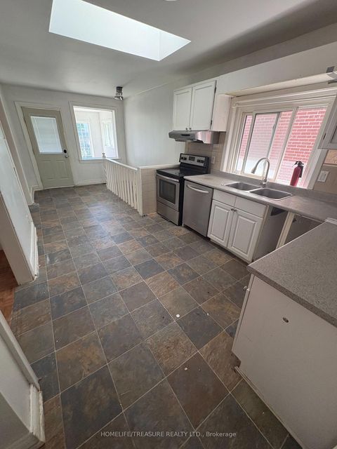 Photo 3 at 58 ROXALINE Street, Humber Heights, Toronto