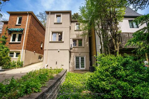 Photo 1 at 236 Ellis Avenue, Swansea, Toronto