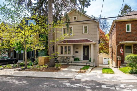 Photo 2 at 236 Ellis Avenue, Swansea, Toronto
