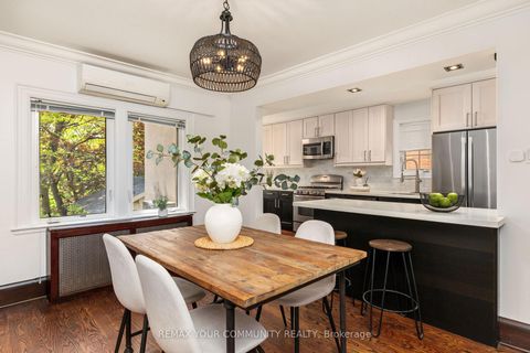 Photo 6 at 236 Ellis Avenue, Swansea, Toronto