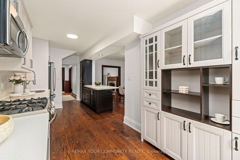 Photo 16 at 236 Ellis Avenue, Swansea, Toronto