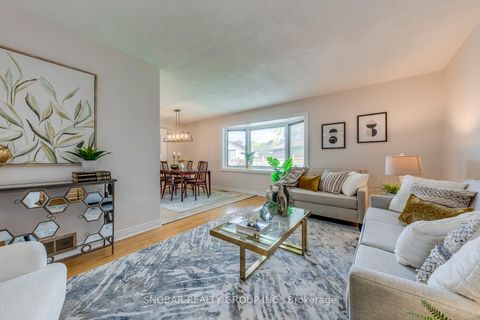 Photo 4 at 70 Lavington Drive, Richview, Toronto