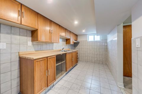 Photo 20 at 70 Lavington Drive, Richview, Toronto