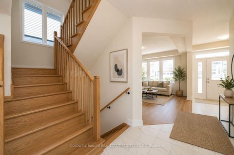 Photo 4 at 4 Hampton Lane, Ardagh, Barrie