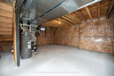 Photo 23 at 4 Hampton Lane, Ardagh, Barrie