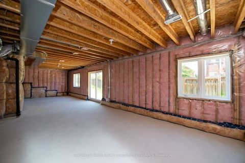 Photo 27 at 4 Hampton Lane, Ardagh, Barrie