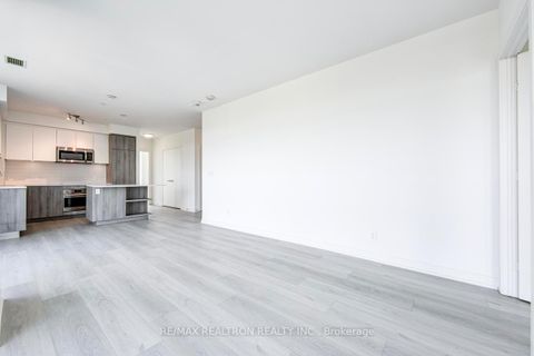 Photo 3 at 1106 - 223 St Clair Avenue W, Casa Loma, Toronto