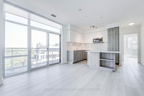 Photo 9 at 1106 - 223 St Clair Avenue W, Casa Loma, Toronto