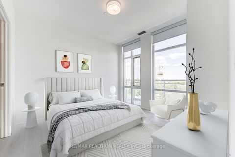Photo 12 at 1106 - 223 St Clair Avenue W, Casa Loma, Toronto