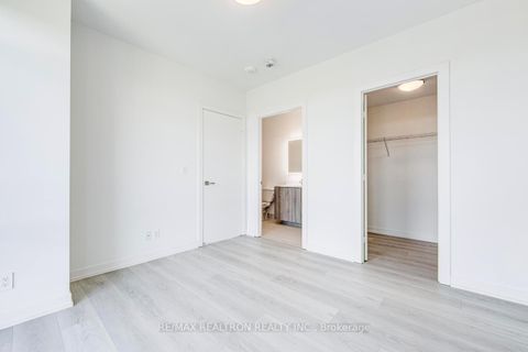 Photo 15 at 1106 - 223 St Clair Avenue W, Casa Loma, Toronto