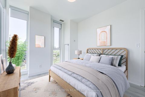 Photo 20 at 1106 - 223 St Clair Avenue W, Casa Loma, Toronto
