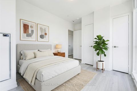 Photo 21 at 1106 - 223 St Clair Avenue W, Casa Loma, Toronto