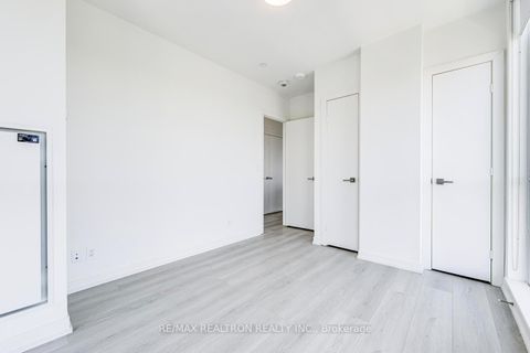 Photo 23 at 1106 - 223 St Clair Avenue W, Casa Loma, Toronto