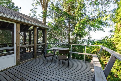 Photo 32 at 30 Hedge Road, Sutton & Jackson's Point, Georgina