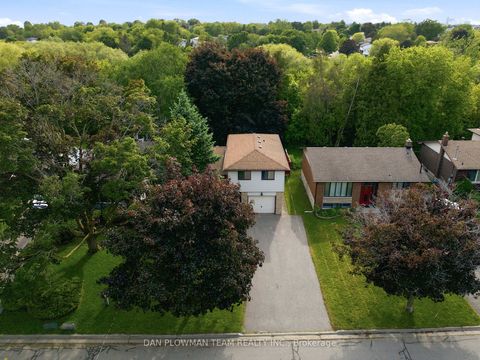 Photo 45 at 410 Dianne Drive, Donevan, Oshawa
