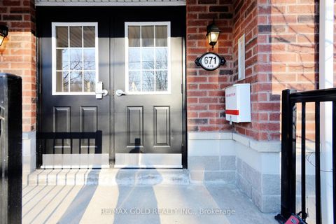 Photo 1 at 26 - 671A Warden Avenue, Birchmount, Toronto