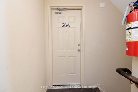 Photo 3 at 26 - 671A Warden Avenue, Birchmount, Toronto