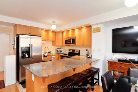 Photo 14 at 26 - 671A Warden Avenue, Birchmount, Toronto