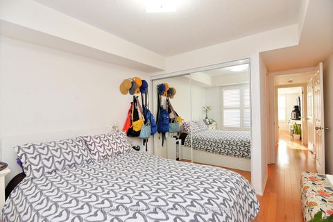 Photo 16 at 26 - 671A Warden Avenue, Birchmount, Toronto
