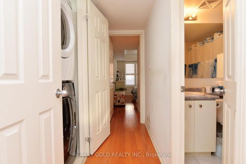 Photo 22 at 26 - 671A Warden Avenue, Birchmount, Toronto