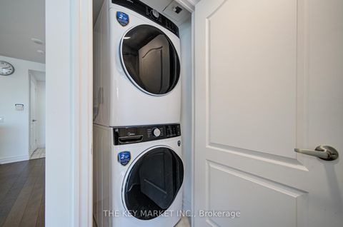 Photo 38 at 2007 - 21 Hillcrest Avenue, Willowdale East, Toronto
