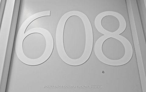 Photo 5 at 608 - 32 Trolley Crescent, Moss Park, Toronto
